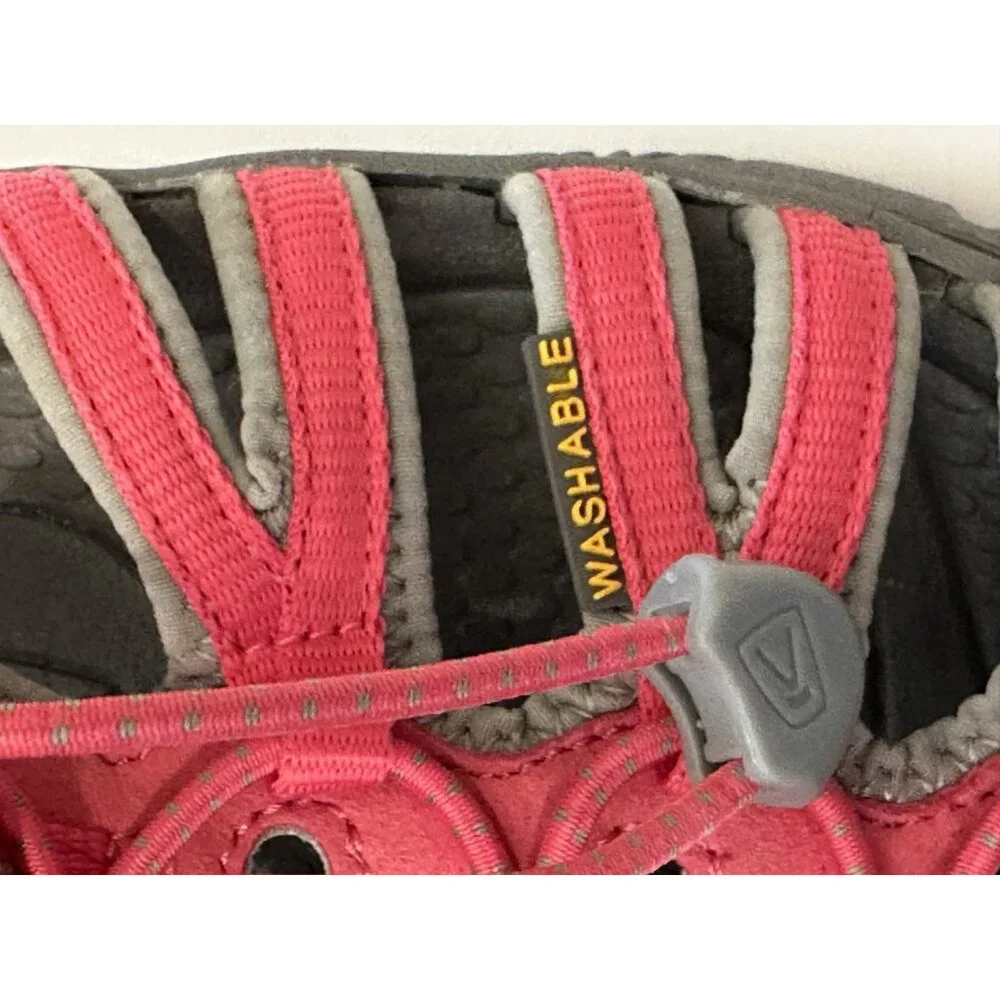 Keen Whisper Sandals Girl's Sz 2 Hot Pink Quick Tie Hiking Camping Water Shoe